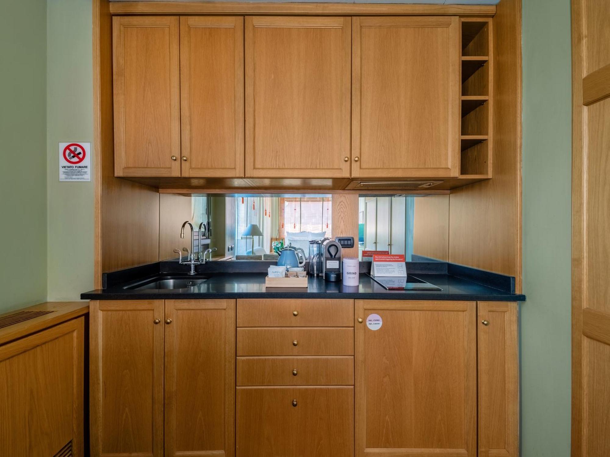 Numa Milan Camperio Hotel Стая снимка